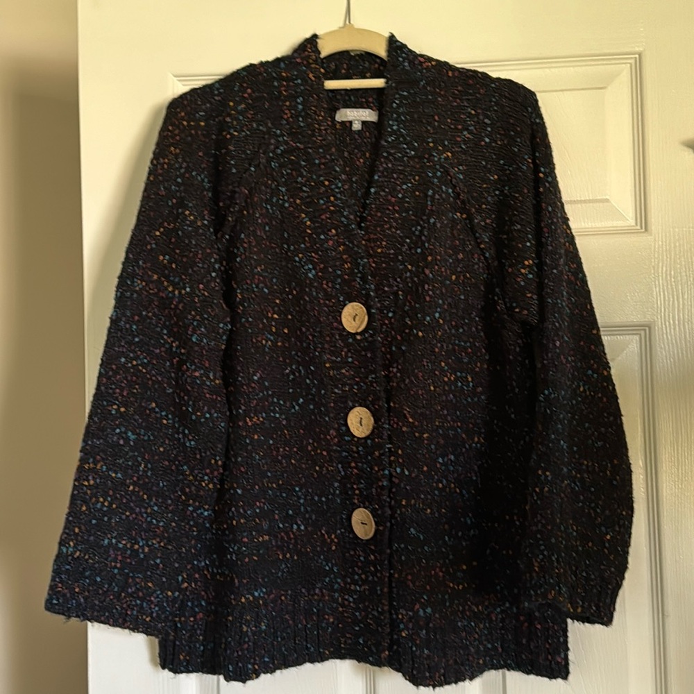 SOLD! Habitat Women’s Medium, Long Sleeve Button Down Sweater